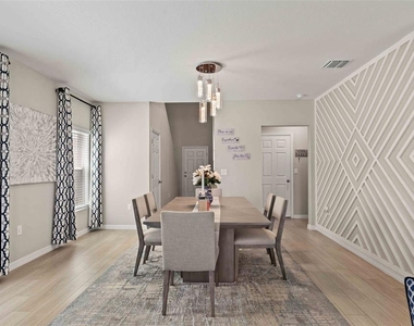 7512 Wallflower Trail - Photo Thumbnail 11