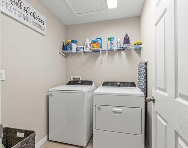 7512 Wallflower Trail - Photo Thumbnail 29