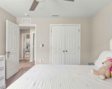 7512 Wallflower Trail - Photo Thumbnail 40