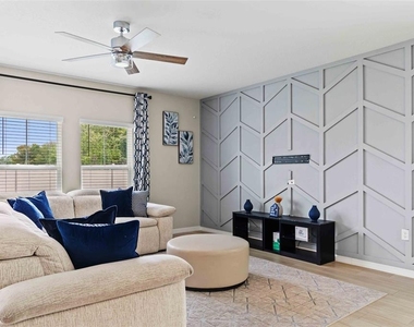 7512 Wallflower Trail - Photo Thumbnail 13