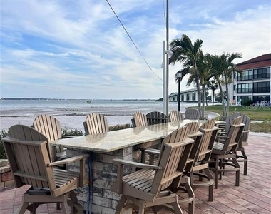 868 Bayway Boulevard - Photo Thumbnail 19