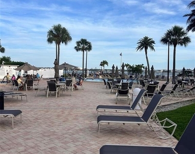 868 Bayway Boulevard - Photo Thumbnail 15