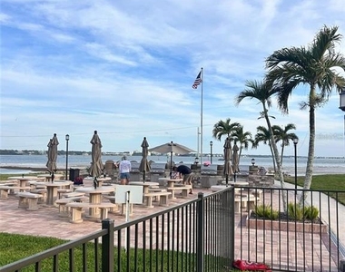 868 Bayway Boulevard - Photo Thumbnail 16