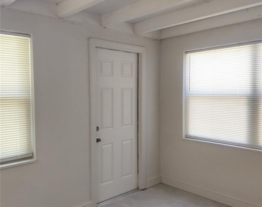 1515 32nd Street Nw - Photo Thumbnail 26