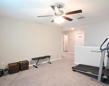 10509 Carloway Hills Drive - Photo Thumbnail 15