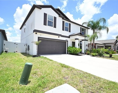 10509 Carloway Hills Drive - Photo Thumbnail 2
