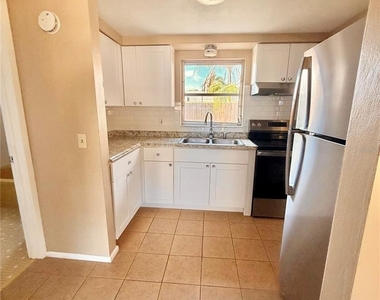 5401 Pasadena Drive - Photo Thumbnail 4
