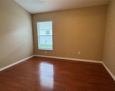 10207 Quails Landing Avenue - Photo Thumbnail 42