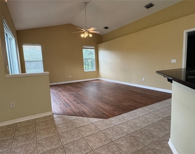 10207 Quails Landing Avenue - Photo Thumbnail 15