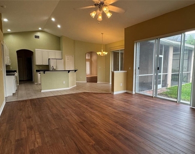 10207 Quails Landing Avenue - Photo Thumbnail 17