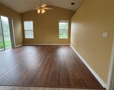 10207 Quails Landing Avenue - Photo Thumbnail 16