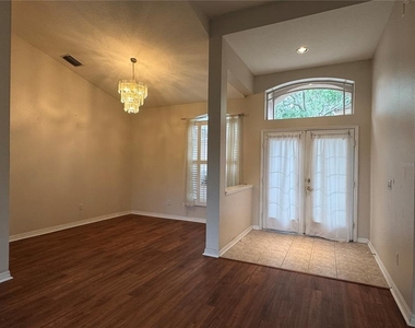 10207 Quails Landing Avenue - Photo Thumbnail 4