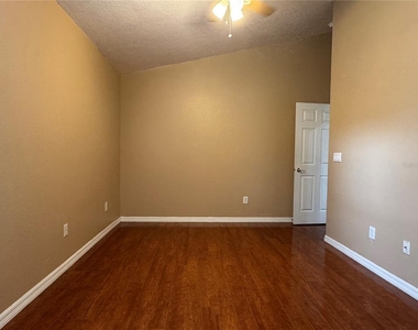 10207 Quails Landing Avenue - Photo Thumbnail 39