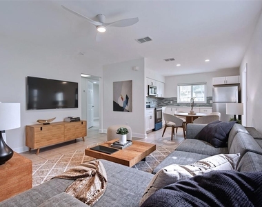 190 73rd Avenue - Photo Thumbnail 4