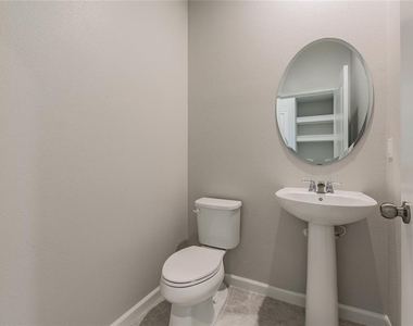 19309 Blue Pond Drive - Photo Thumbnail 27
