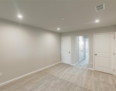 19309 Blue Pond Drive - Photo Thumbnail 12