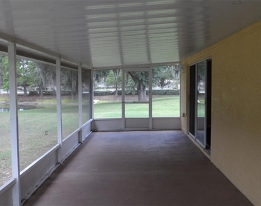 30709 Lanesborough Circle - Photo Thumbnail 20