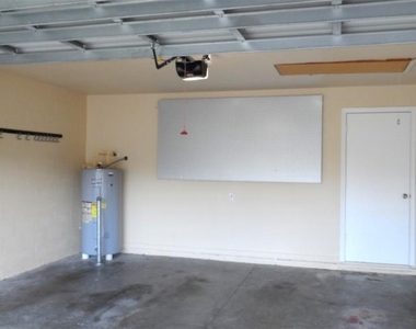 30709 Lanesborough Circle - Photo Thumbnail 27