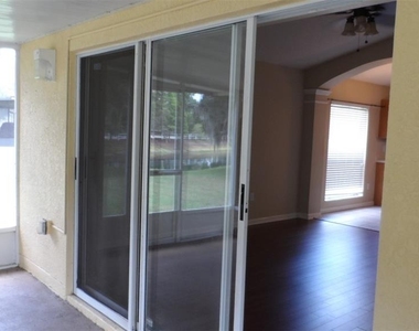 30709 Lanesborough Circle - Photo Thumbnail 28