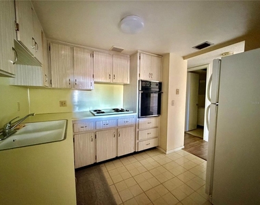2466 Ecuadorian Way - Photo Thumbnail 6