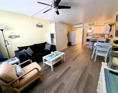 11440 1st Street E - Photo Thumbnail 5