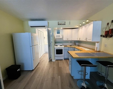 11440 1st Street E - Photo Thumbnail 10