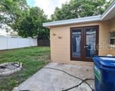 11452 104th Street - Photo Thumbnail 30