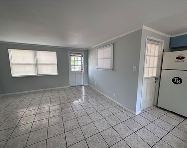 11452 104th Street - Photo Thumbnail 17