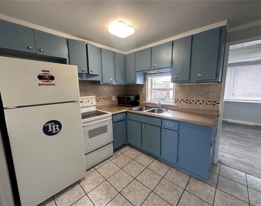 11452 104th Street - Photo Thumbnail 18