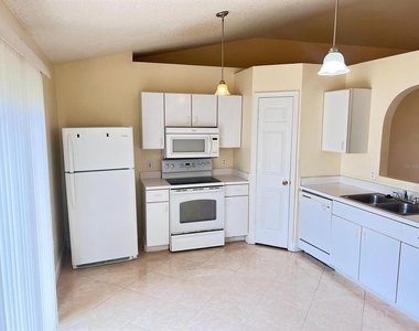 961 Derbyshire Drive - Photo Thumbnail 4