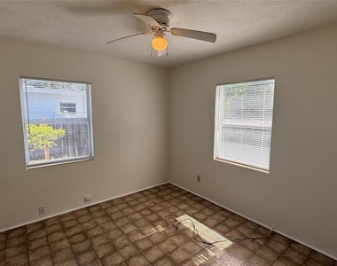 13920 3rd Street - Photo Thumbnail 7
