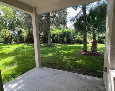 1604 Eagle Feather Drive - Photo Thumbnail 14
