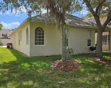 1604 Eagle Feather Drive - Photo Thumbnail 15