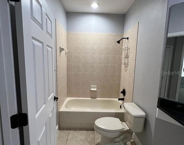 1604 Eagle Feather Drive - Photo Thumbnail 10