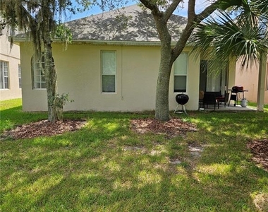 1604 Eagle Feather Drive - Photo Thumbnail 17