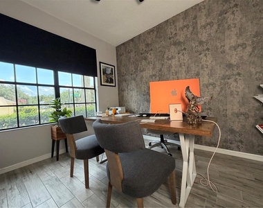 9305 Green Dragon Street - Photo Thumbnail 6