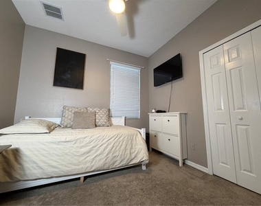 9305 Green Dragon Street - Photo Thumbnail 37