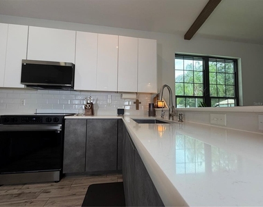 9305 Green Dragon Street - Photo Thumbnail 14