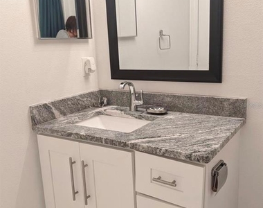 5530 Metrowest Boulevard - Photo Thumbnail 13
