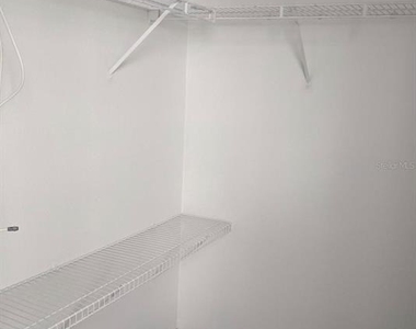 5530 Metrowest Boulevard - Photo Thumbnail 11