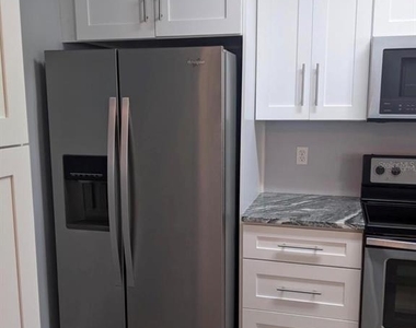 5530 Metrowest Boulevard - Photo Thumbnail 5