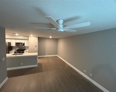 3024 Parkway Blvd - Photo Thumbnail 2