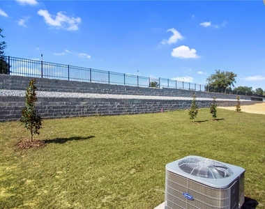 9224 Westside Hills Drive - Photo Thumbnail 26