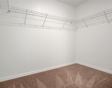 9224 Westside Hills Drive - Photo Thumbnail 11