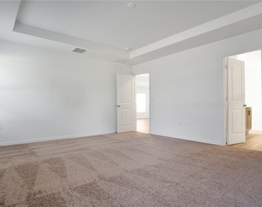9224 Westside Hills Drive - Photo Thumbnail 9