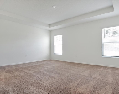 9224 Westside Hills Drive - Photo Thumbnail 8