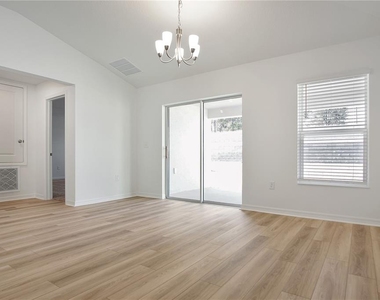9224 Westside Hills Drive - Photo Thumbnail 7