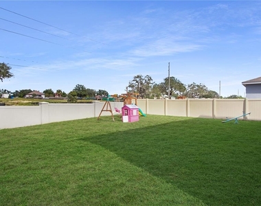 181 Silver Maple Bend - Photo Thumbnail 16