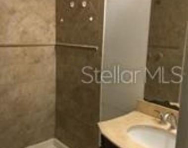 3984 Versailles Drive - Photo Thumbnail 9