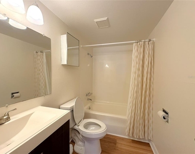 2400 Forest Drive - Photo Thumbnail 9